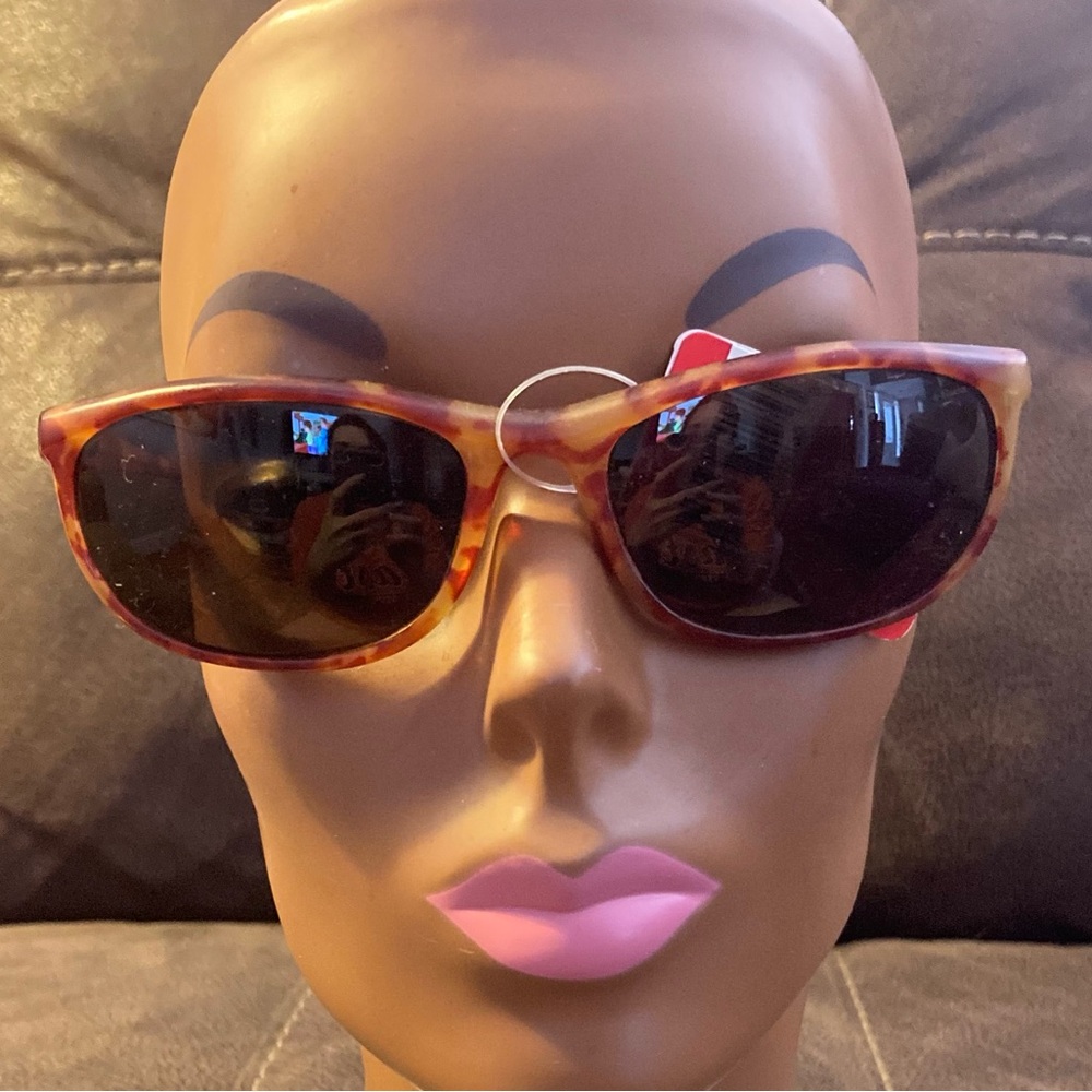 Deadstock 90s/ Y2K Orange Tortoise Shell Sunglasses Beachy UV 95